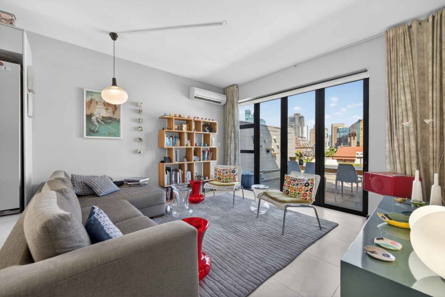 2 Bedroom Property for Sale in Green Point Western Cape